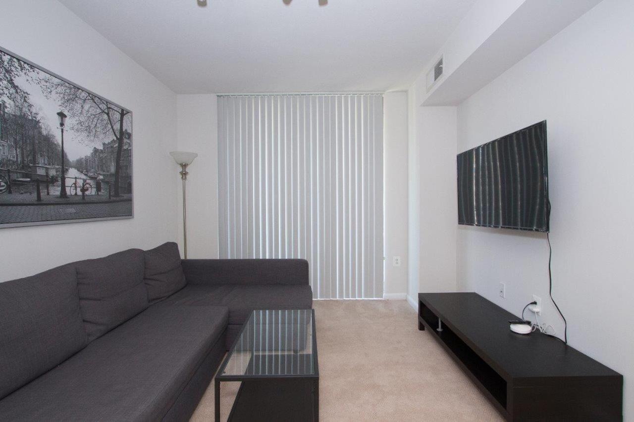 Pentagon Luxe Apartments Arlington Bagian luar foto