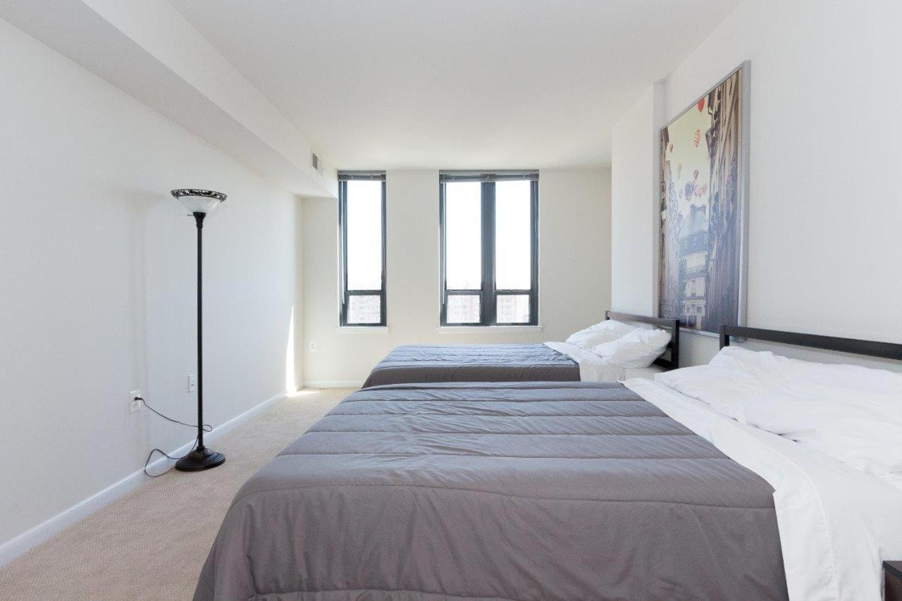 Pentagon Luxe Apartments Arlington Bagian luar foto