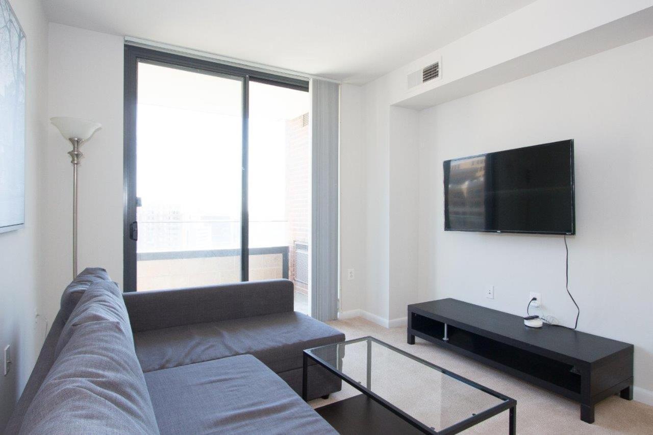 Pentagon Luxe Apartments Arlington Bagian luar foto
