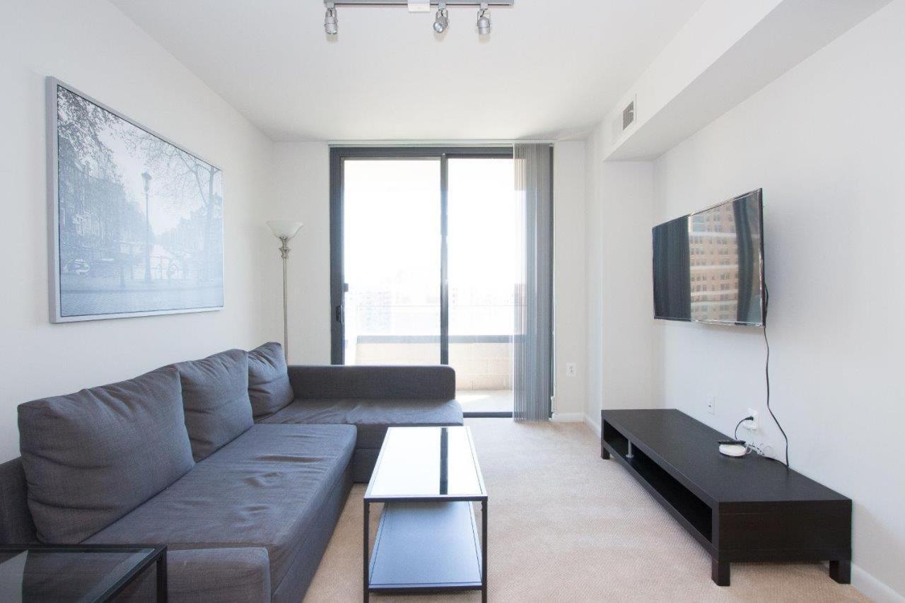 Pentagon Luxe Apartments Arlington Bagian luar foto