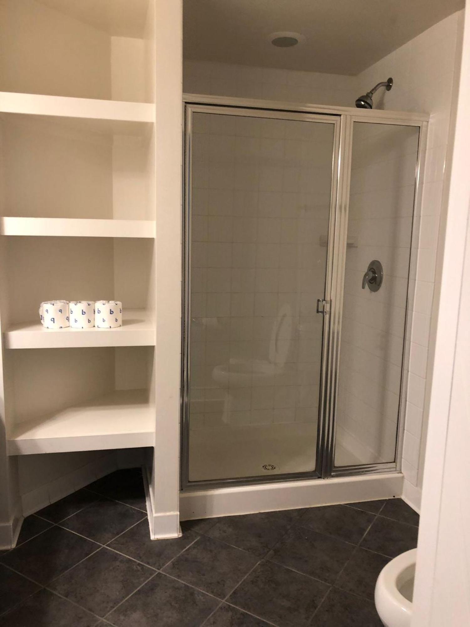 Pentagon Luxe Apartments Arlington Bagian luar foto
